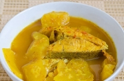 Gaeng som - cà ri chua miền Nam Thái Lan với bí mật 